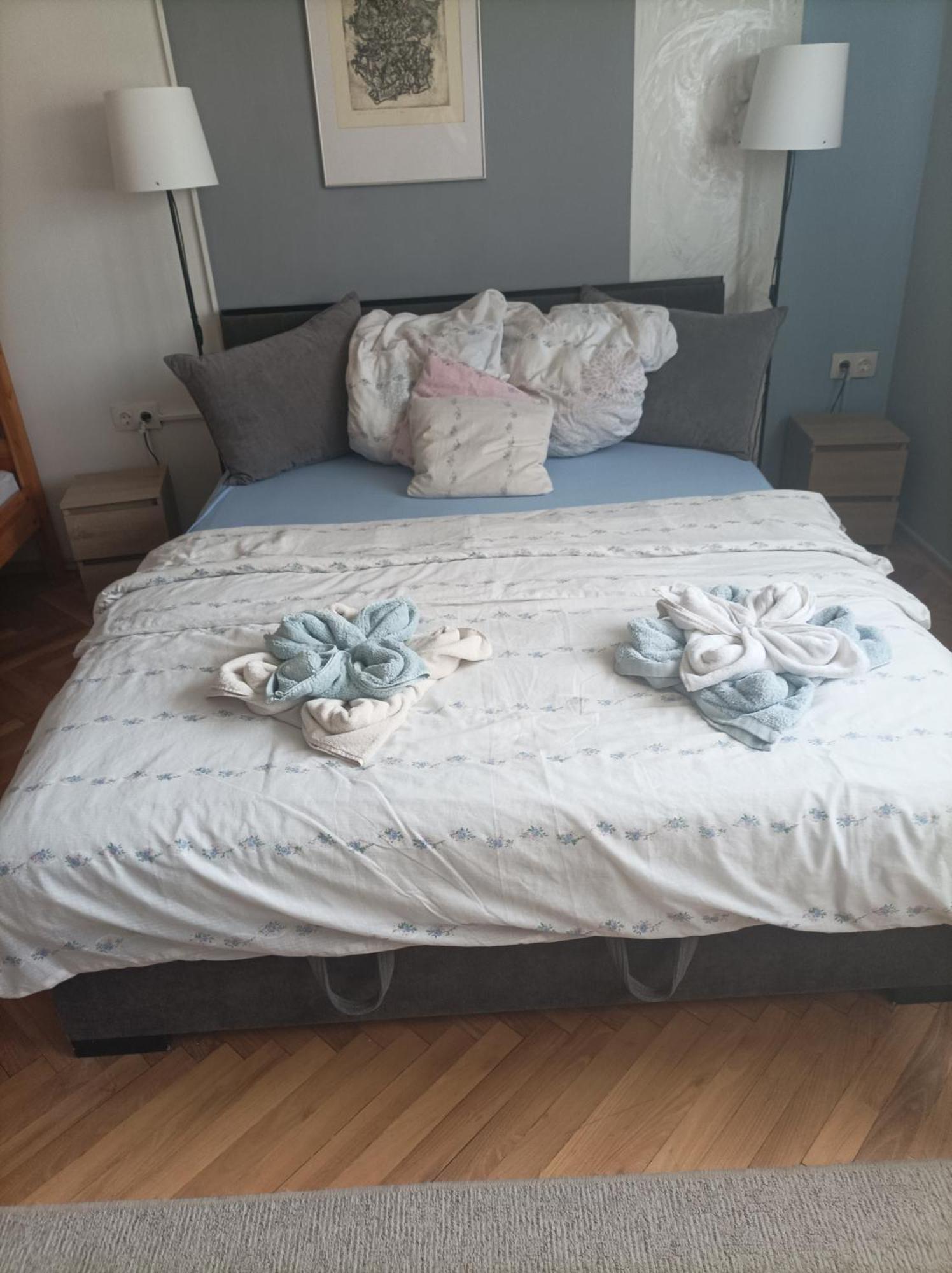 Csilla Apartman Balogunyom Exteriör bild