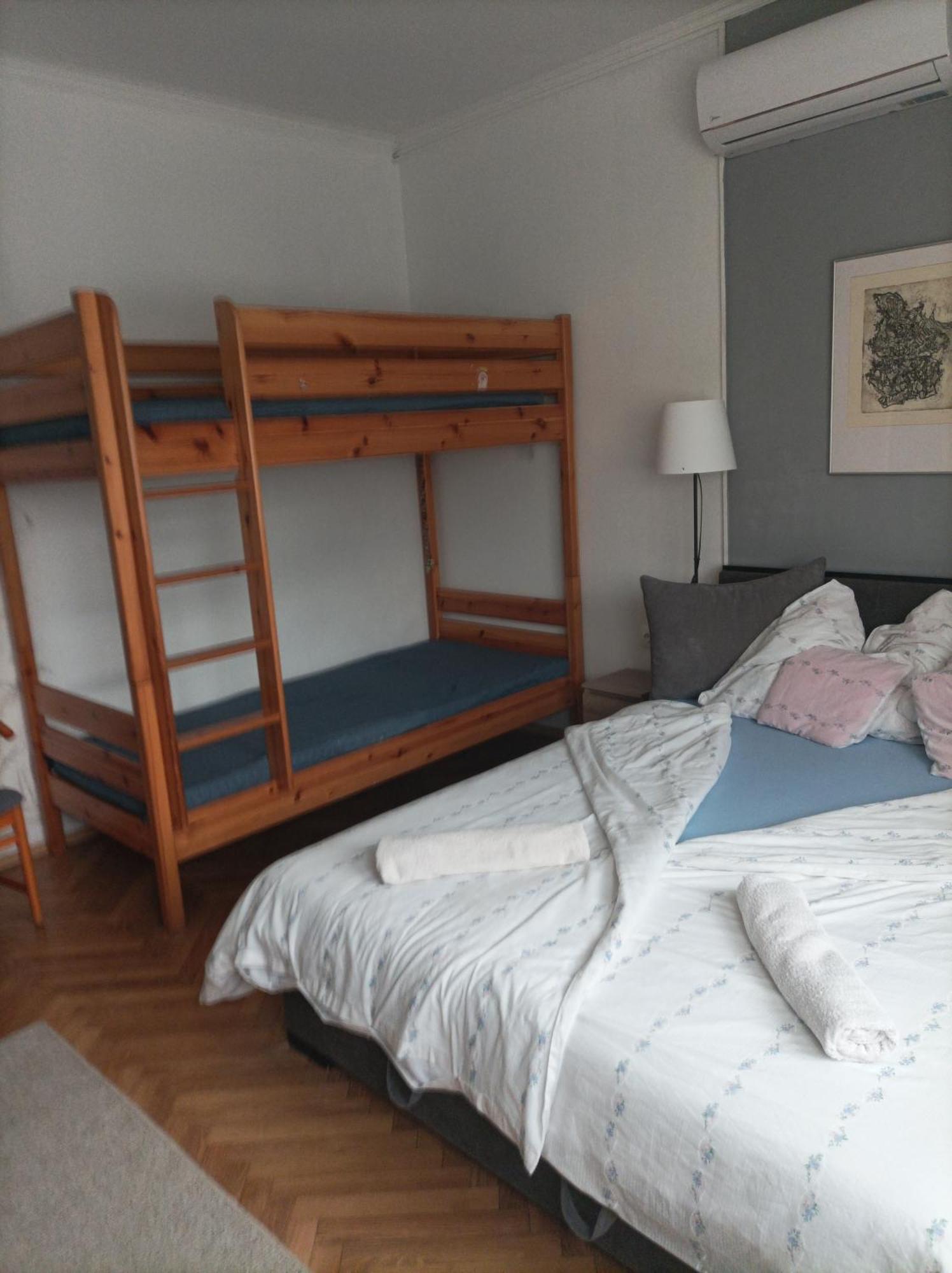 Csilla Apartman Balogunyom Exteriör bild