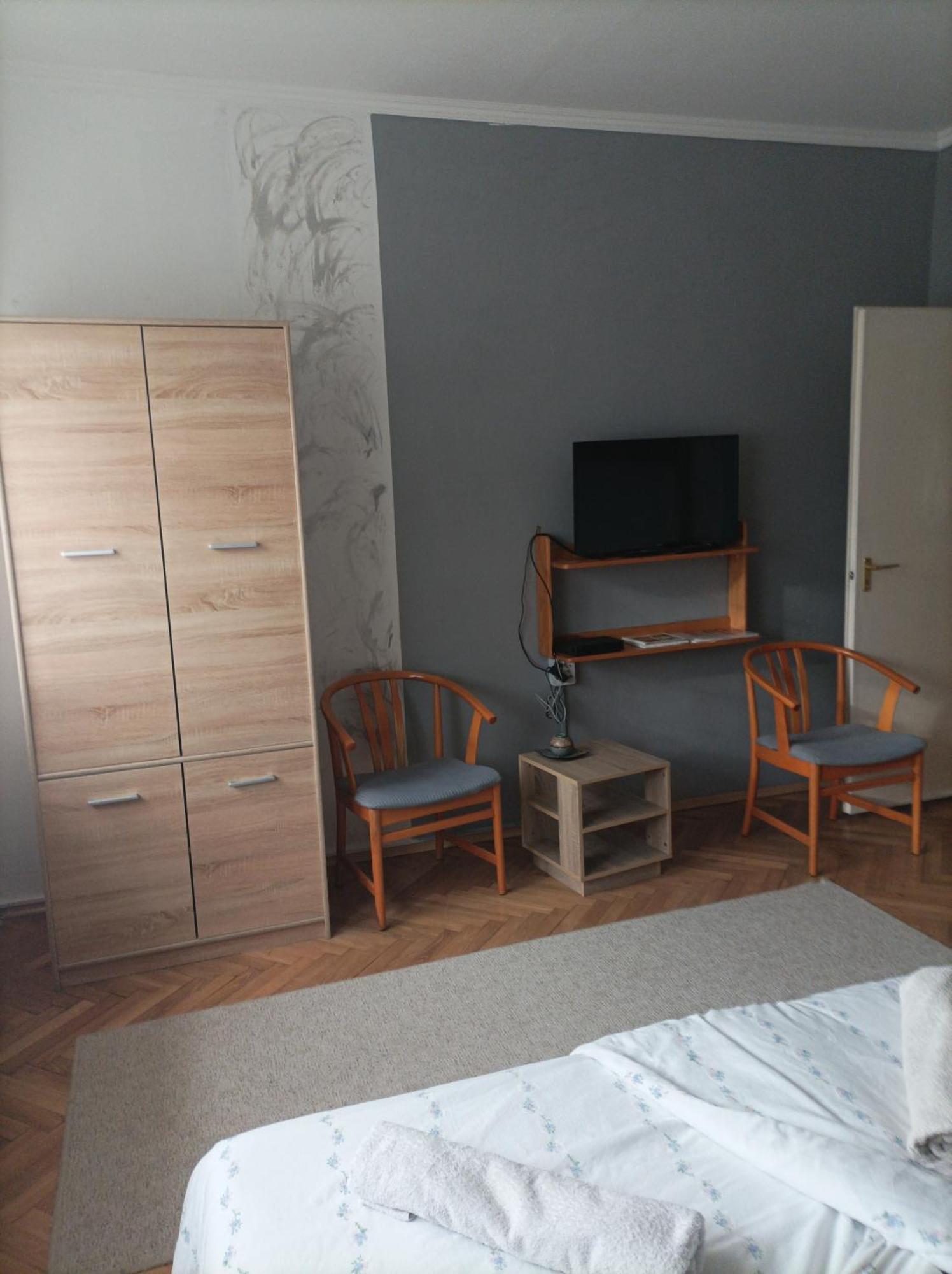 Csilla Apartman Balogunyom Exteriör bild