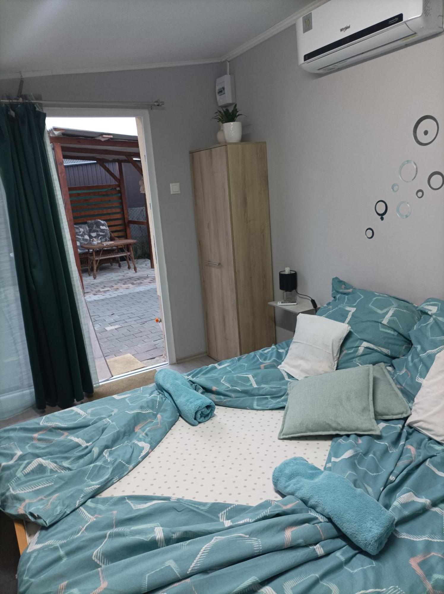Csilla Apartman Balogunyom Exteriör bild